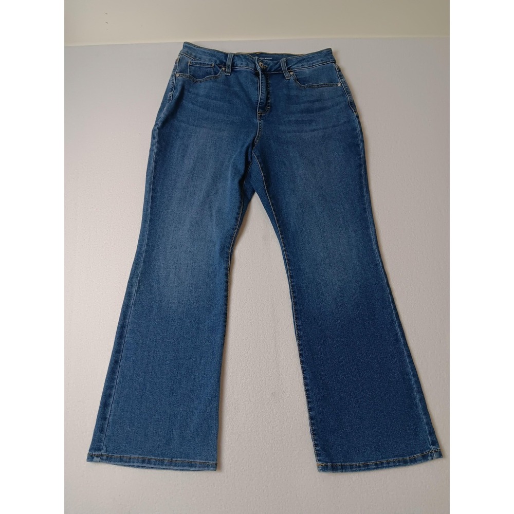 Style&Co. Womens Blue‎ Medium Wash Curvy Bootcut Jeans Size 14S Mid Rise Stretch